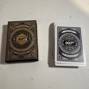 James Bond 007 Playing Cards Deck - Theory 11 - Magic Tricks & Poker
